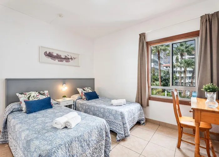 Infinity Pool Views Playa de las Américas