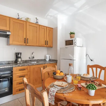 Infinity Pool Views * Playa de las Americas (Tenerife)